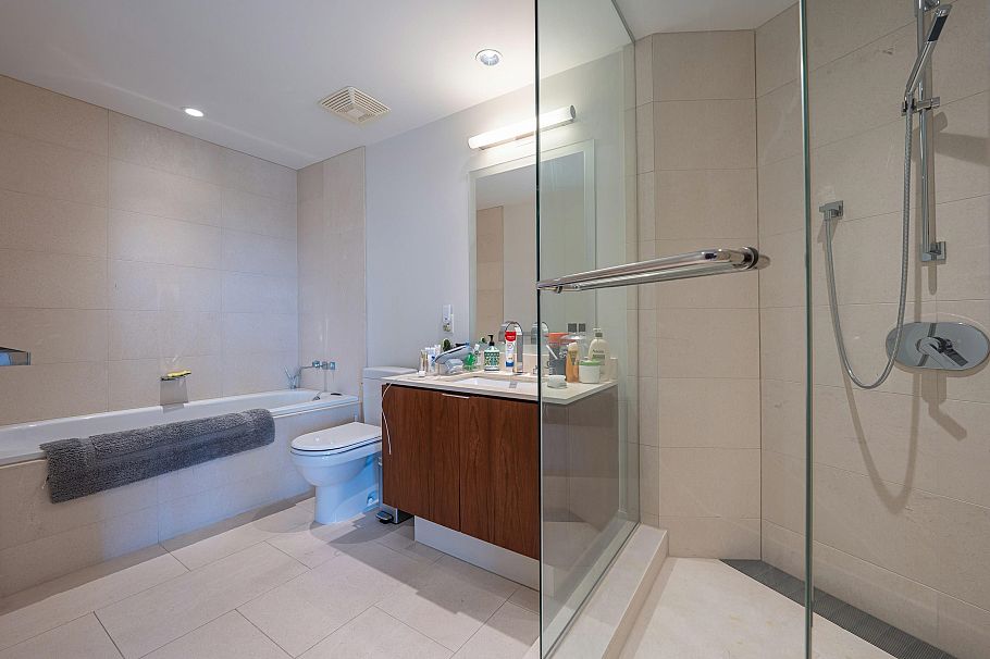 306 1560 Homer Mews Vancouver, BC - 17