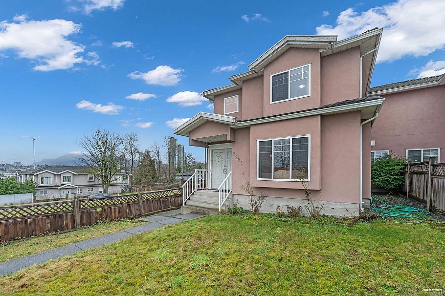 2820 Boundary Road Burnaby, BC - 2