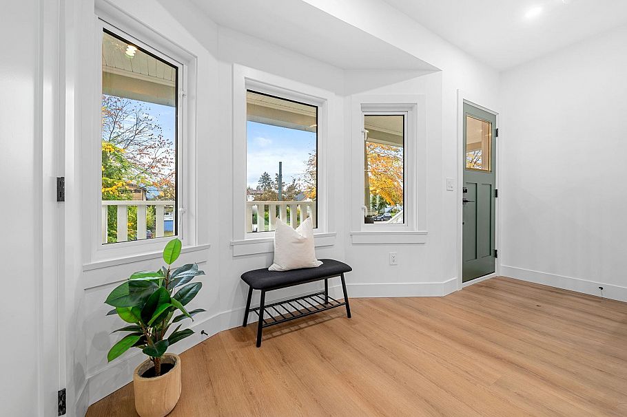 2528 Mcgill Street Vancouver, BC - 5