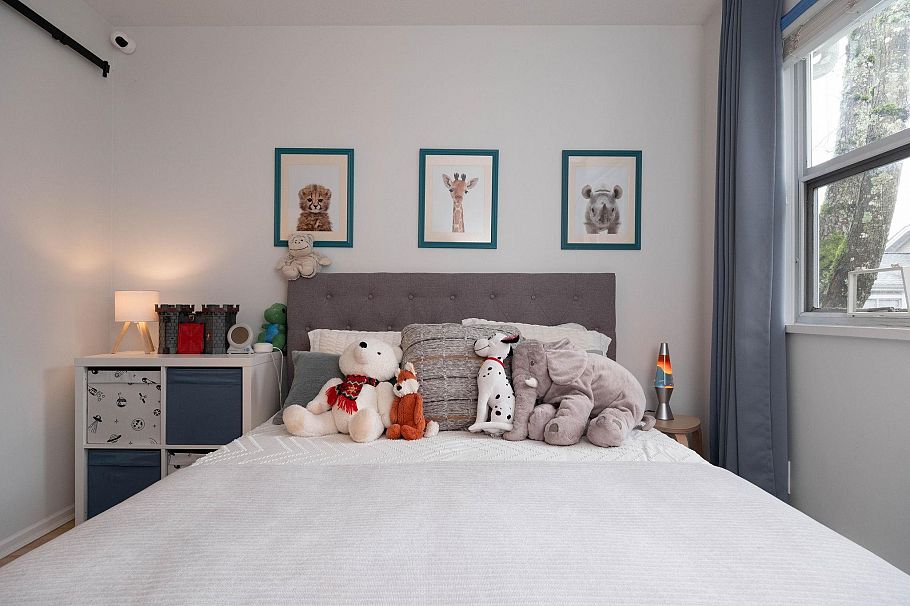 30 650 Roche Point Drive North Vancouver, BC - 28