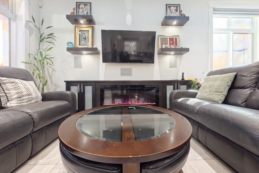 1275 E 62nd Avenue Vancouver, BC - 6