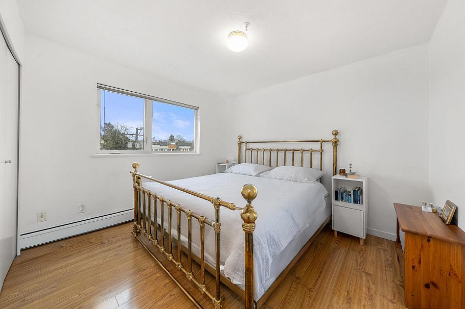 401 33 N Templeton Drive Vancouver, BC - 10