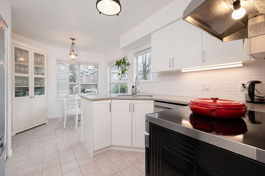 30 650 Roche Point Drive North Vancouver, BC - 14