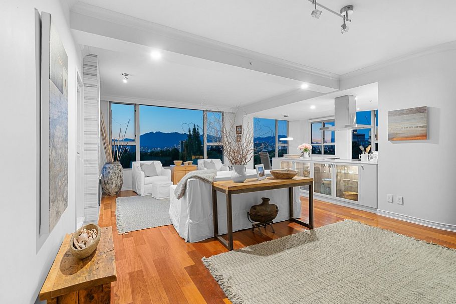 700 1788 W 13th Avenue Vancouver, BC - 3