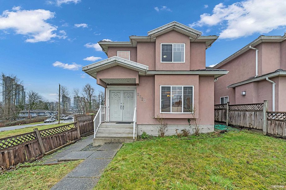 2820 Boundary Road Burnaby, BC - 1