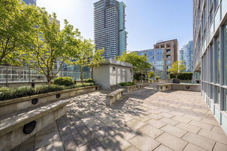 1011 833 Seymour Street Vancouver, BC - 22