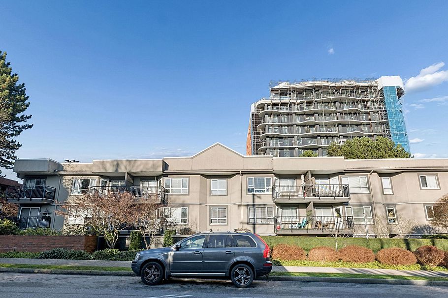 203 555 W 14th Avenue Vancouver, BC - 18