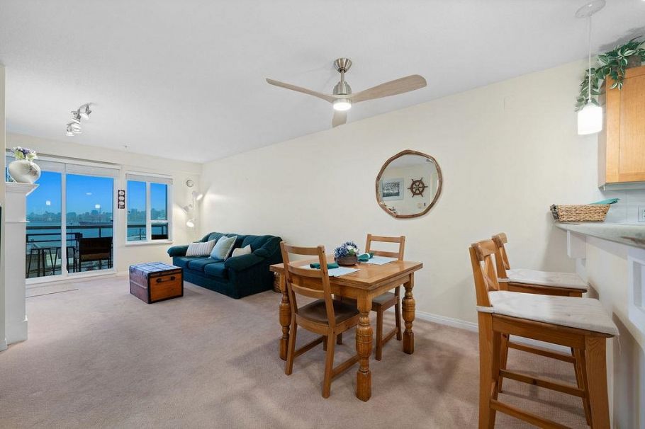 308 333 E 1st Street North Vancouver, BC - 12