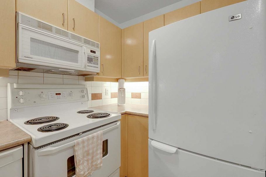 312 2680 W 4th Avenue Vancouver, BC - 5