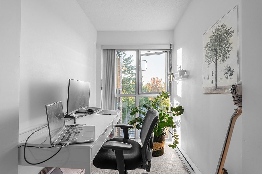 305 4550 Fraser Street Vancouver, BC - 11