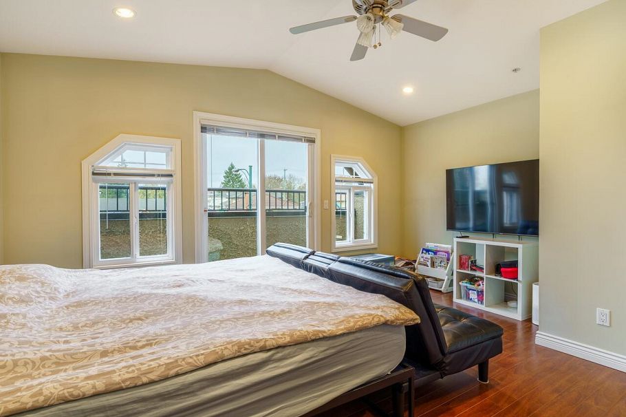 1150 E 41st Avenue Vancouver, BC - 30