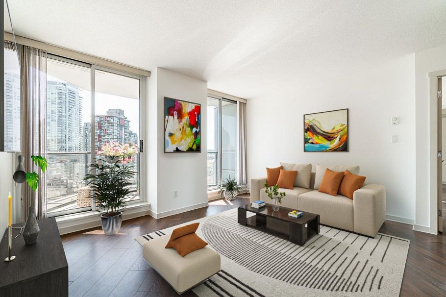 1208 1212 Howe Street Vancouver, BC - 3