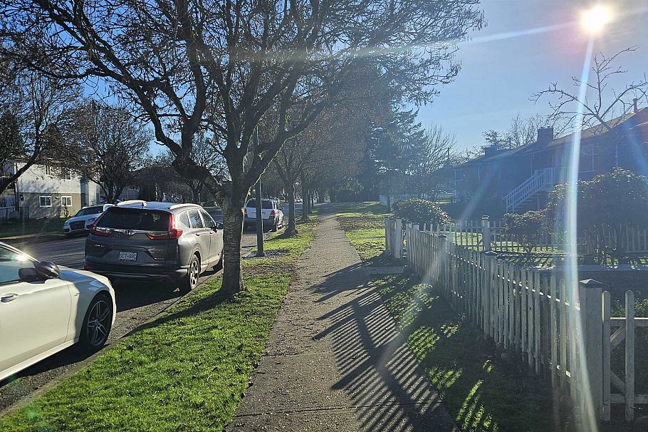 543 Rupert Street Vancouver, BC - 2