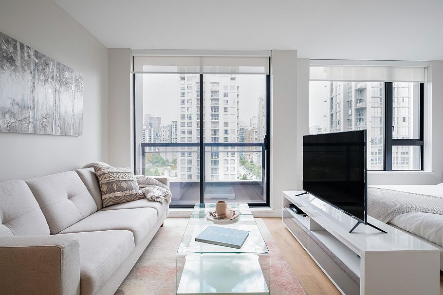 1103 1295 Richards Street Vancouver, BC - 4