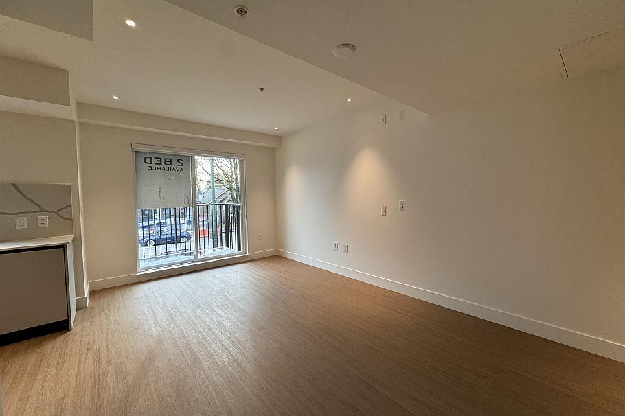 203 2235 E Broadway Vancouver, BC - 7