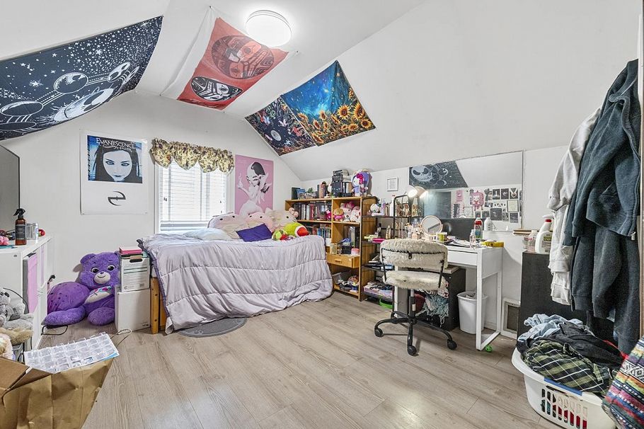 3229 W 24th Avenue Vancouver, BC - 19