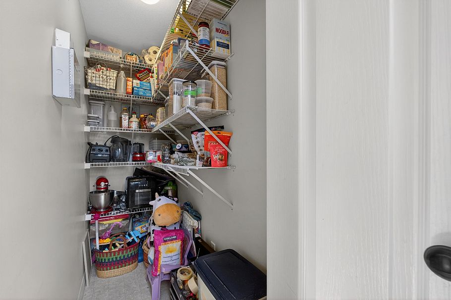 653 W 7th Avenue Vancouver, BC - 19