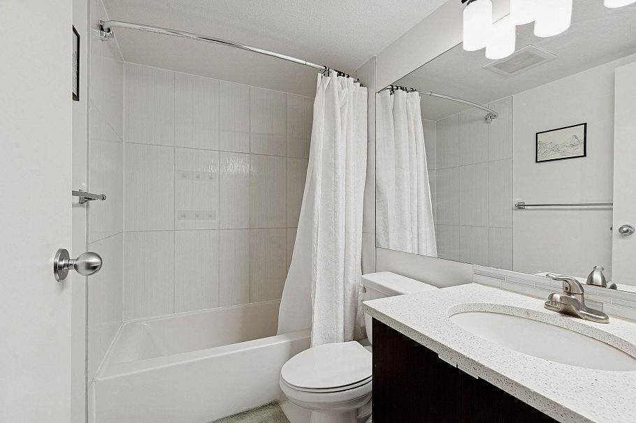 203 555 W 14th Avenue Vancouver, BC - 15