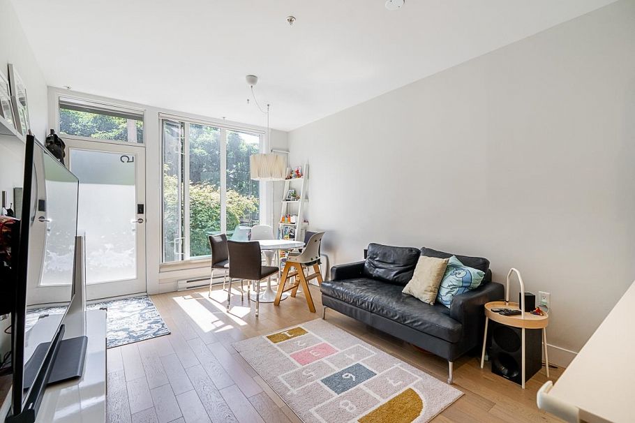 5 531 E 16th Avenue Vancouver, BC - 4