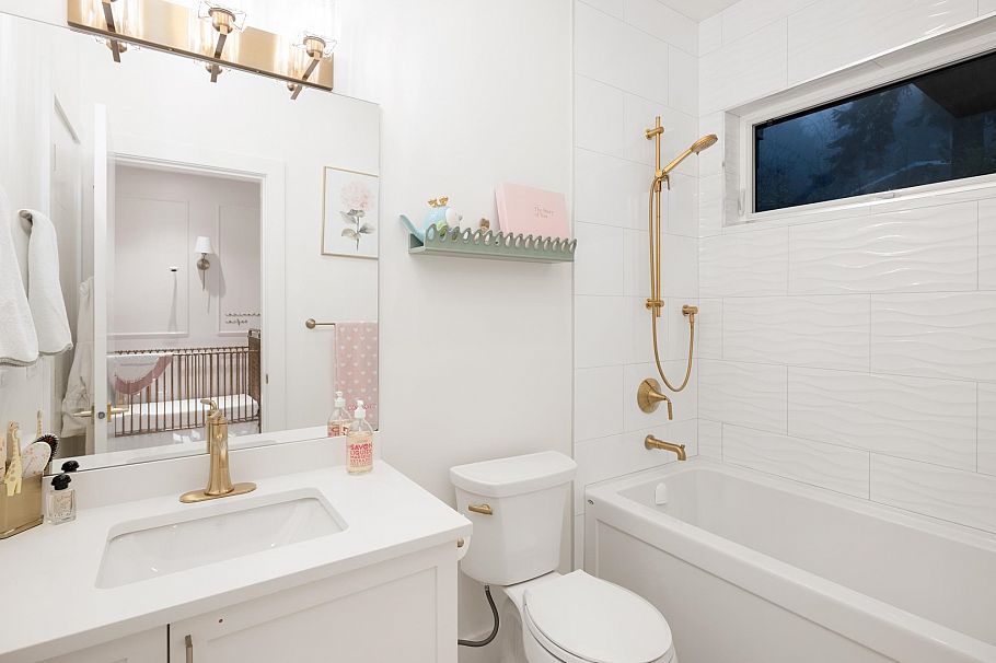 2902 St. Andrews Avenue North Vancouver, BC - 19