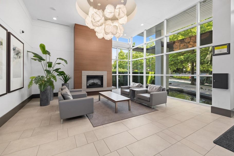 1302 158 W 13th Street North Vancouver, BC - 26