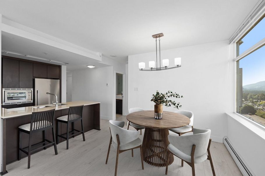 1302 158 W 13th Street North Vancouver, BC - 3