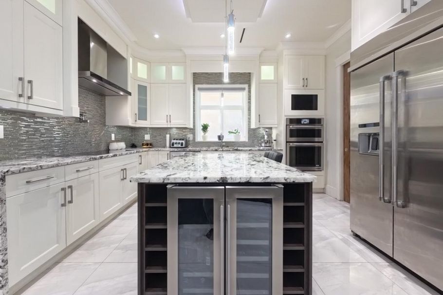 1275 E 62nd Avenue Vancouver, BC - 11