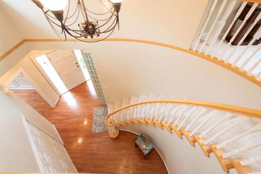 1273 Eldon Road North Vancouver, BC - 28