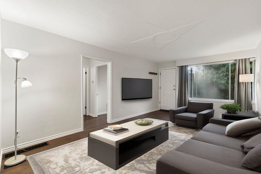 2611 Parker Street Vancouver, BC - 3