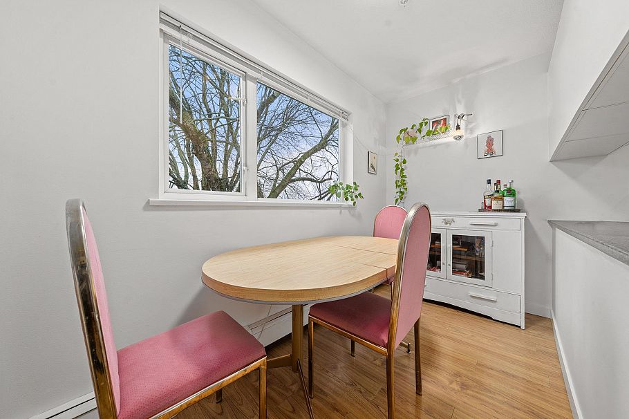 401 33 N Templeton Drive Vancouver, BC - 5