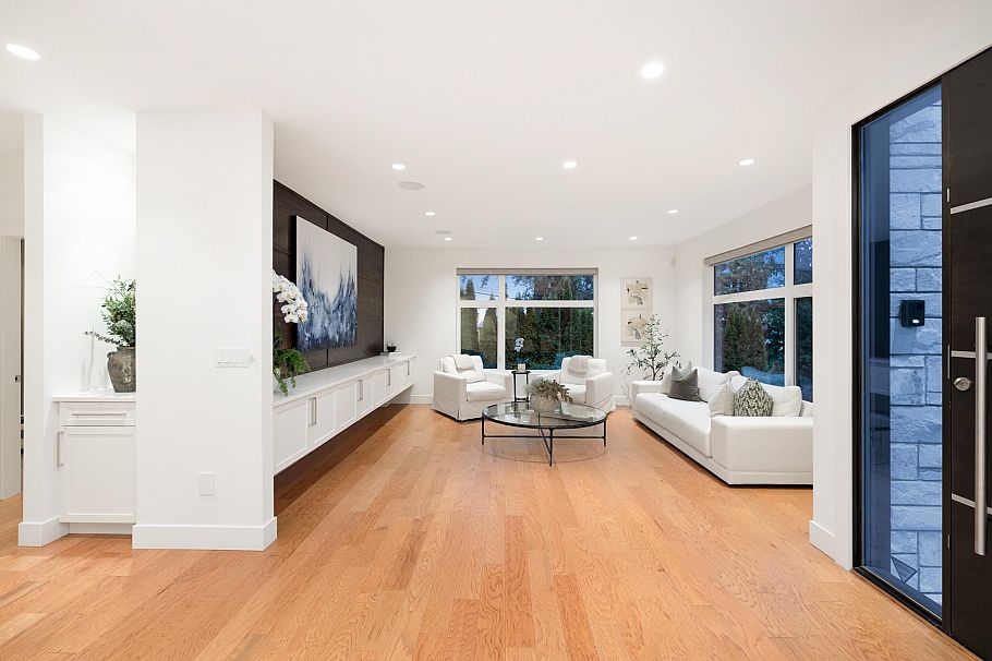 2902 St. Andrews Avenue North Vancouver, BC - 4