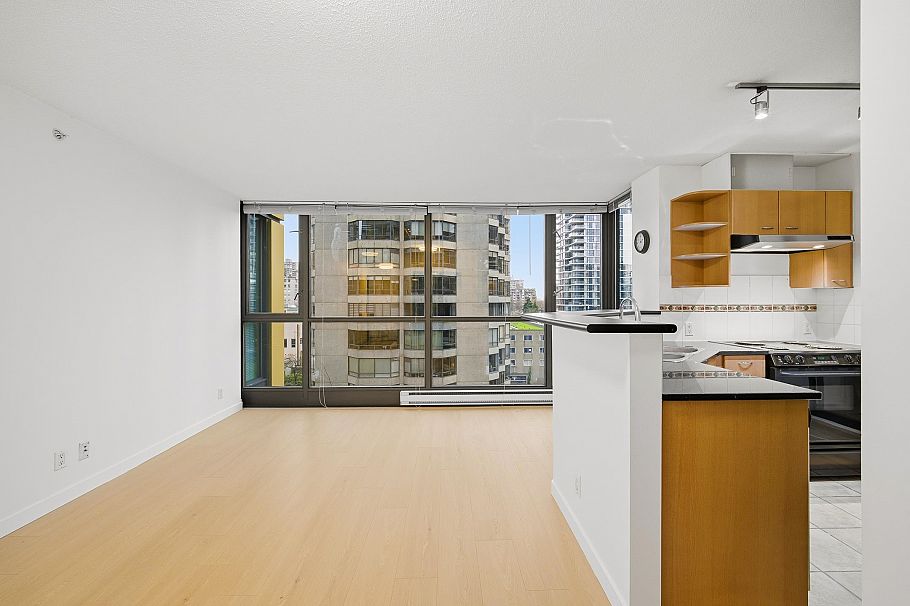 802 1367 Alberni Street Vancouver, BC - 8