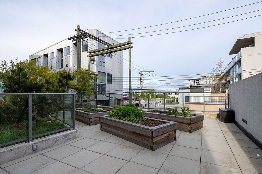 512 210 E 5th Avenue Vancouver, BC - 18