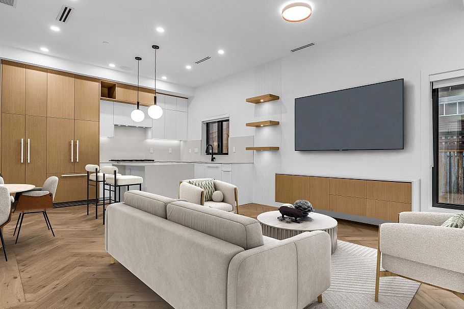 1 3118 Windsor Street Vancouver, BC - 5