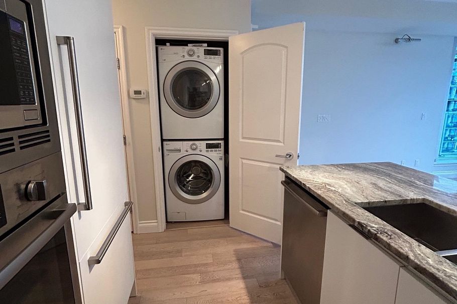 901 175 Victory Ship Way North Vancouver, BC - 5