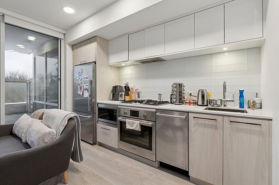 707 680 Seylynn Crescent North Vancouver, BC - 16