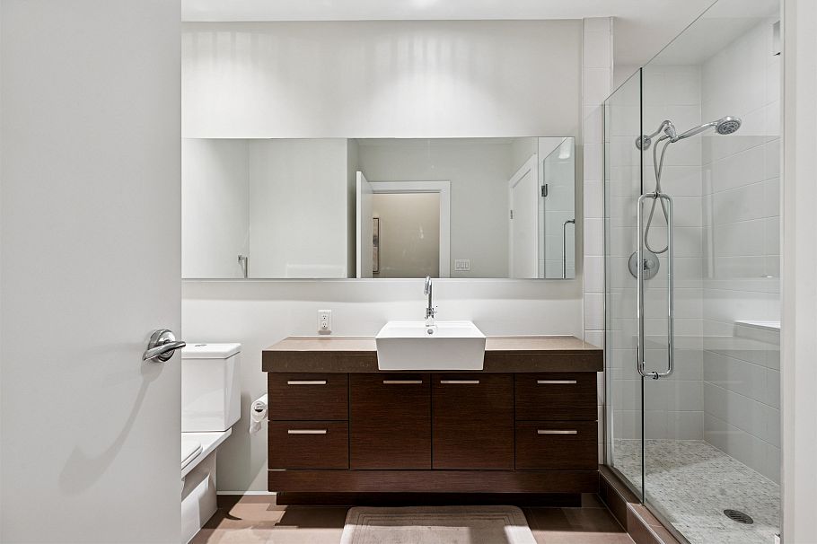 863 Richards Street Vancouver, BC - 21