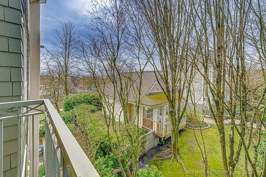 307 8495 Jellicoe Street Vancouver, BC - 15