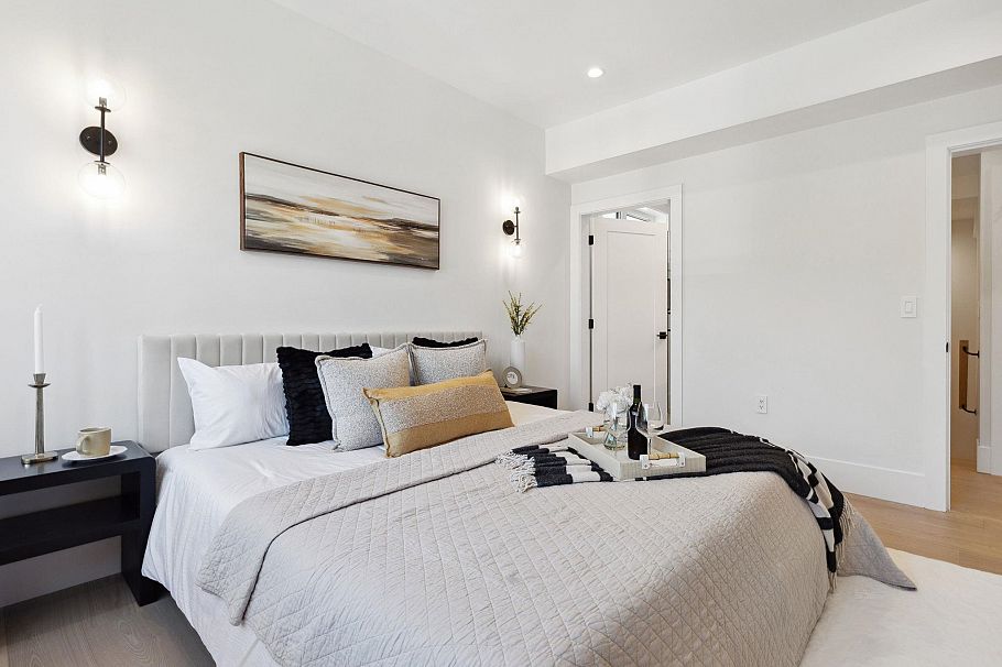 #1 2244 E 11th Avenue Vancouver, BC - 17