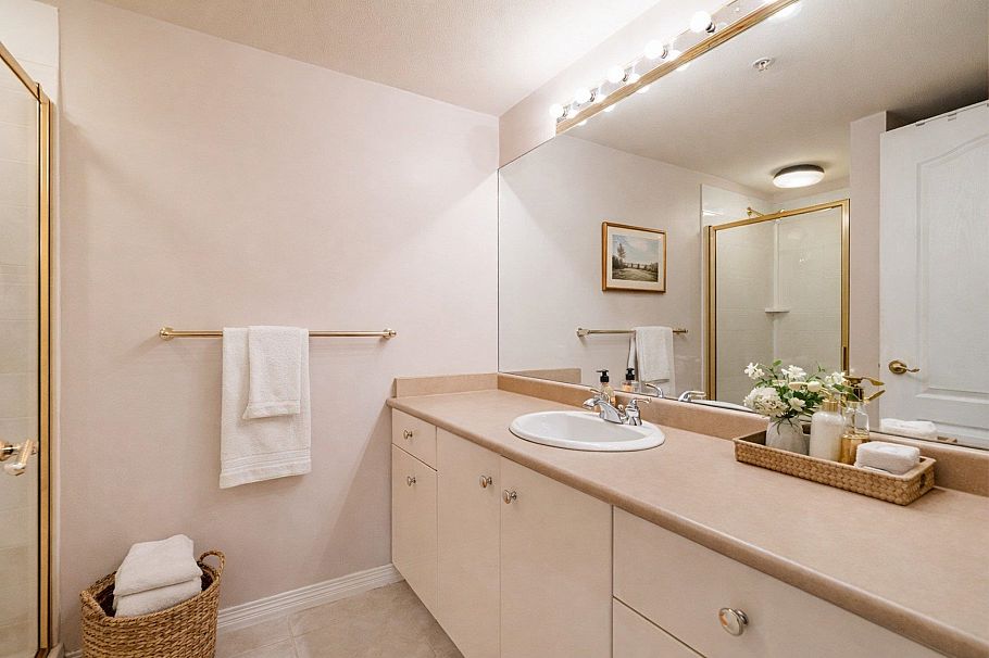 303 5683 Hampton Place Vancouver, BC - 13