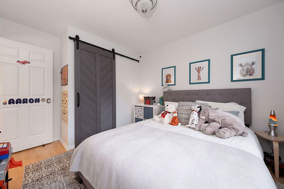 30 650 Roche Point Drive North Vancouver, BC - 29