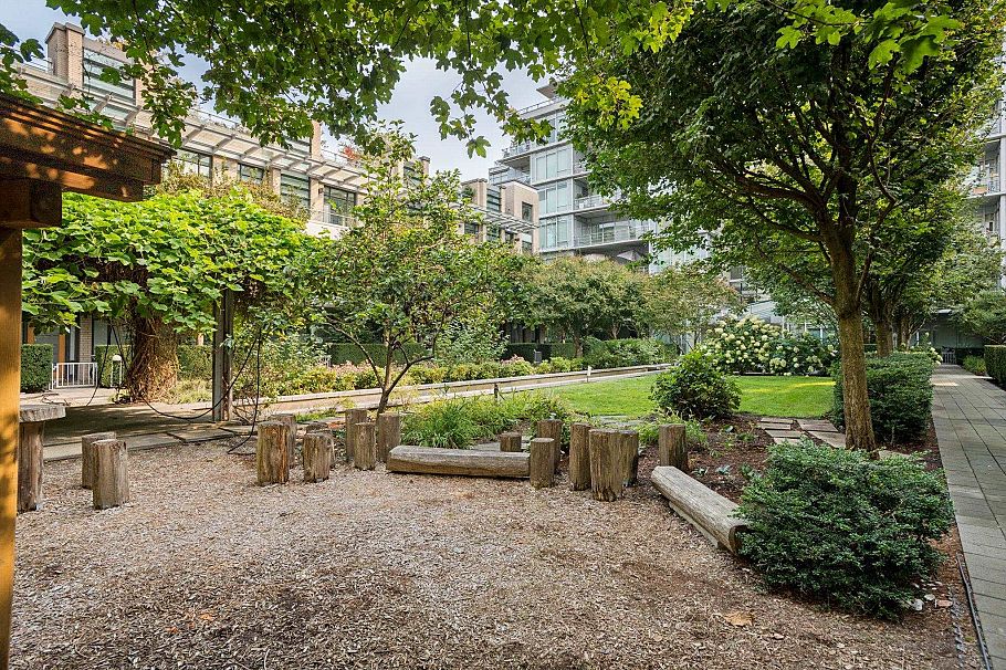 407 77 Walter Hardwick Avenue Vancouver, BC - 26