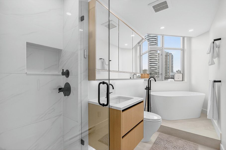 906 1050 Smithe Street Vancouver, BC - 16