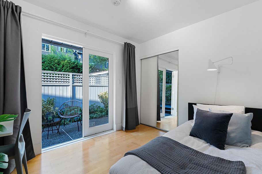 2343 W 7th Avenue Vancouver, BC - 22