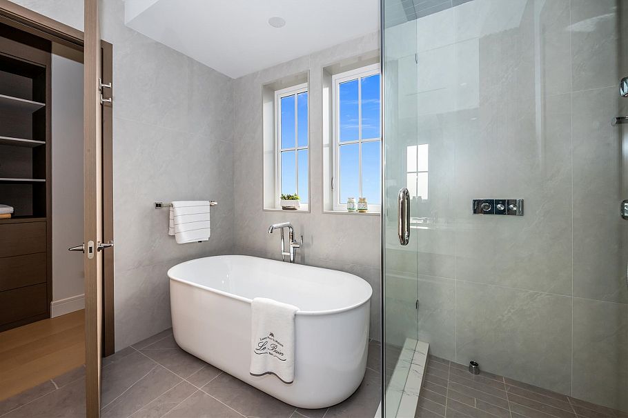 3852 W 50th Avenue Vancouver, BC - 13