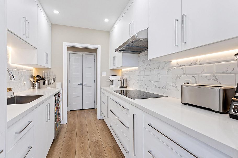 15C 1500 Alberni Street Vancouver, BC - 13