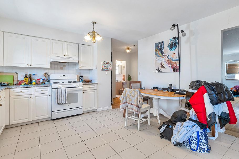 5755 Dumfries Street Vancouver, BC - 11