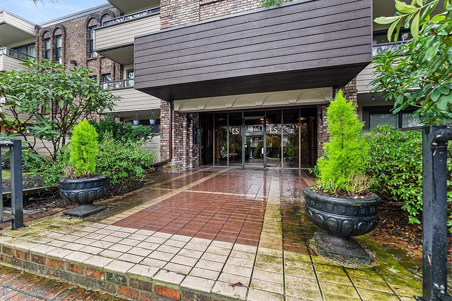 305 1266 W 13th Avenue Vancouver, BC - 1
