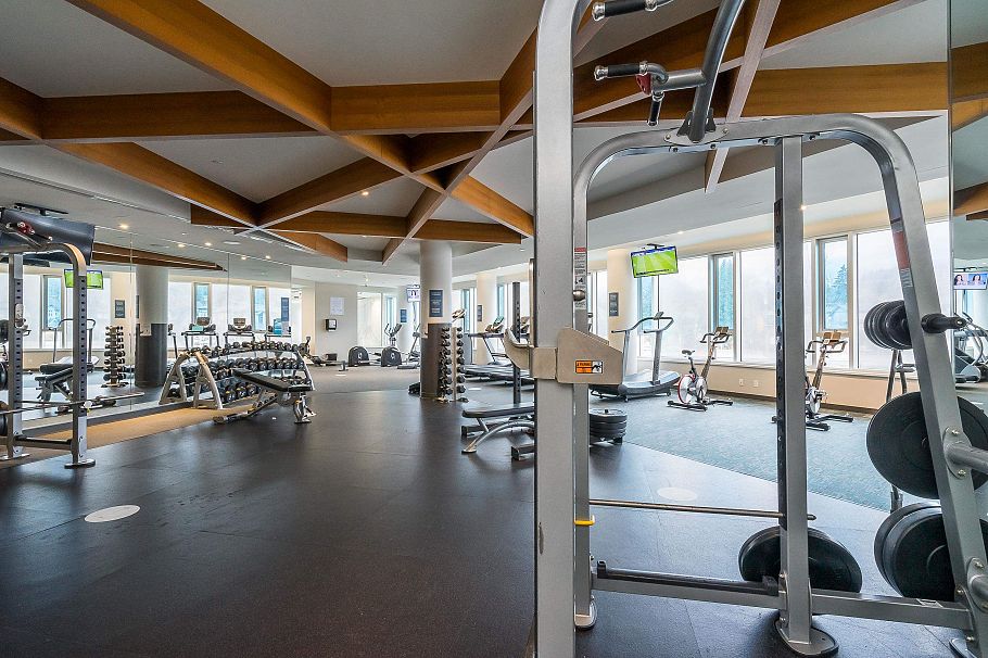 601 1550 Fern Street North Vancouver, BC - 35