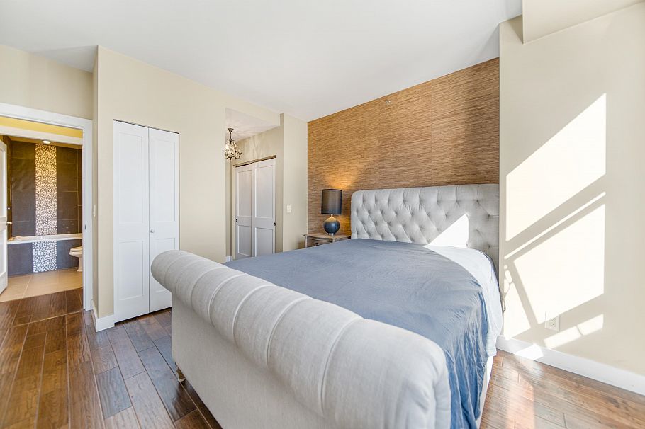 405 212 Davie Street Vancouver, BC - 10